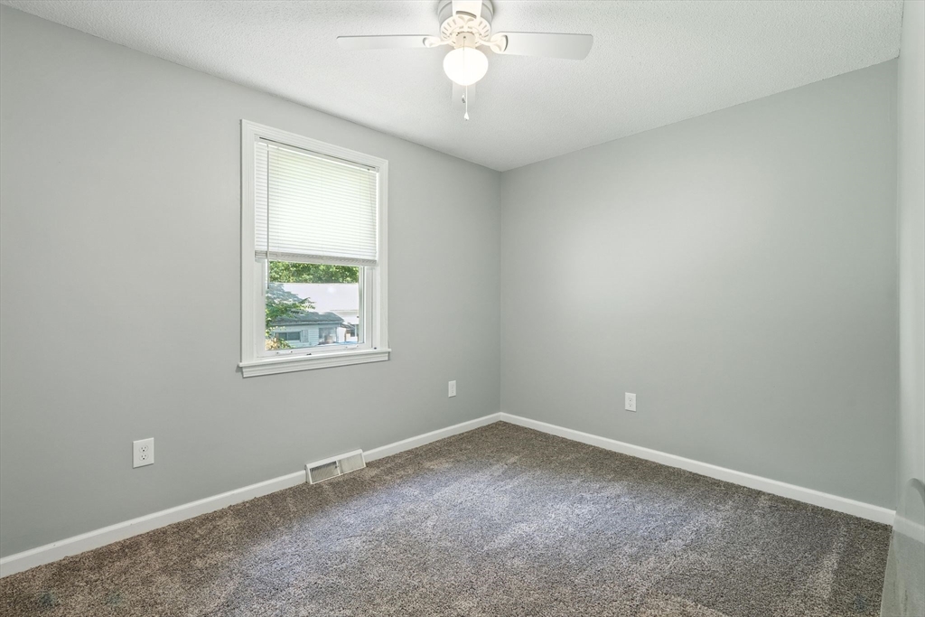 293 Laurelton Street Springfield, MA 01109 - Photo 29 of 40 Gallery Image 29