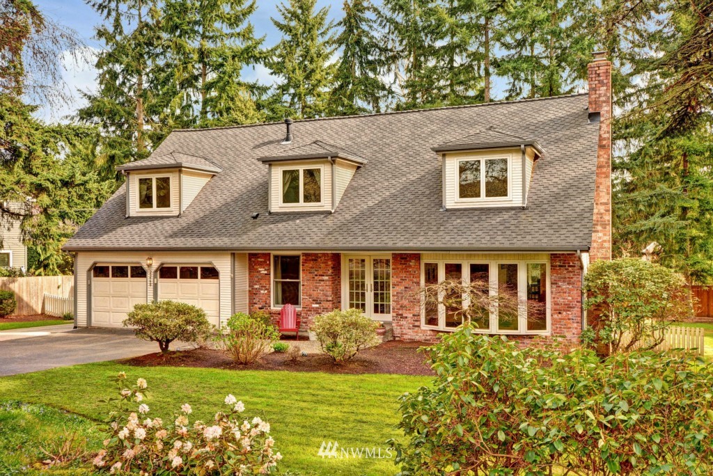 2240 Evergreen Point Road Medina, WA 98039 - Photo 1 of 20