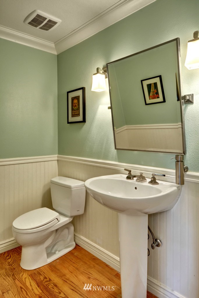 2240 Evergreen Point Road Medina, WA 98039 - Photo 10 of 20