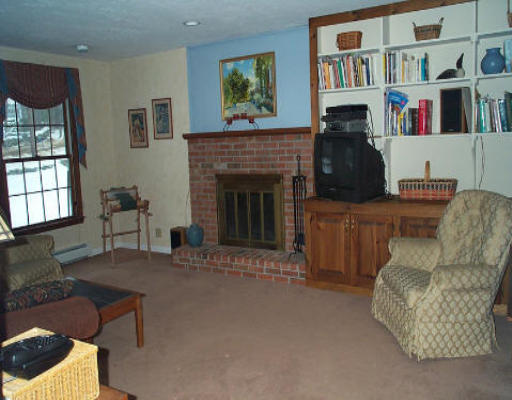 80 Whittemore Road Sturbridge, MA 01566 - Photo 5 of 6 Gallery Image 5