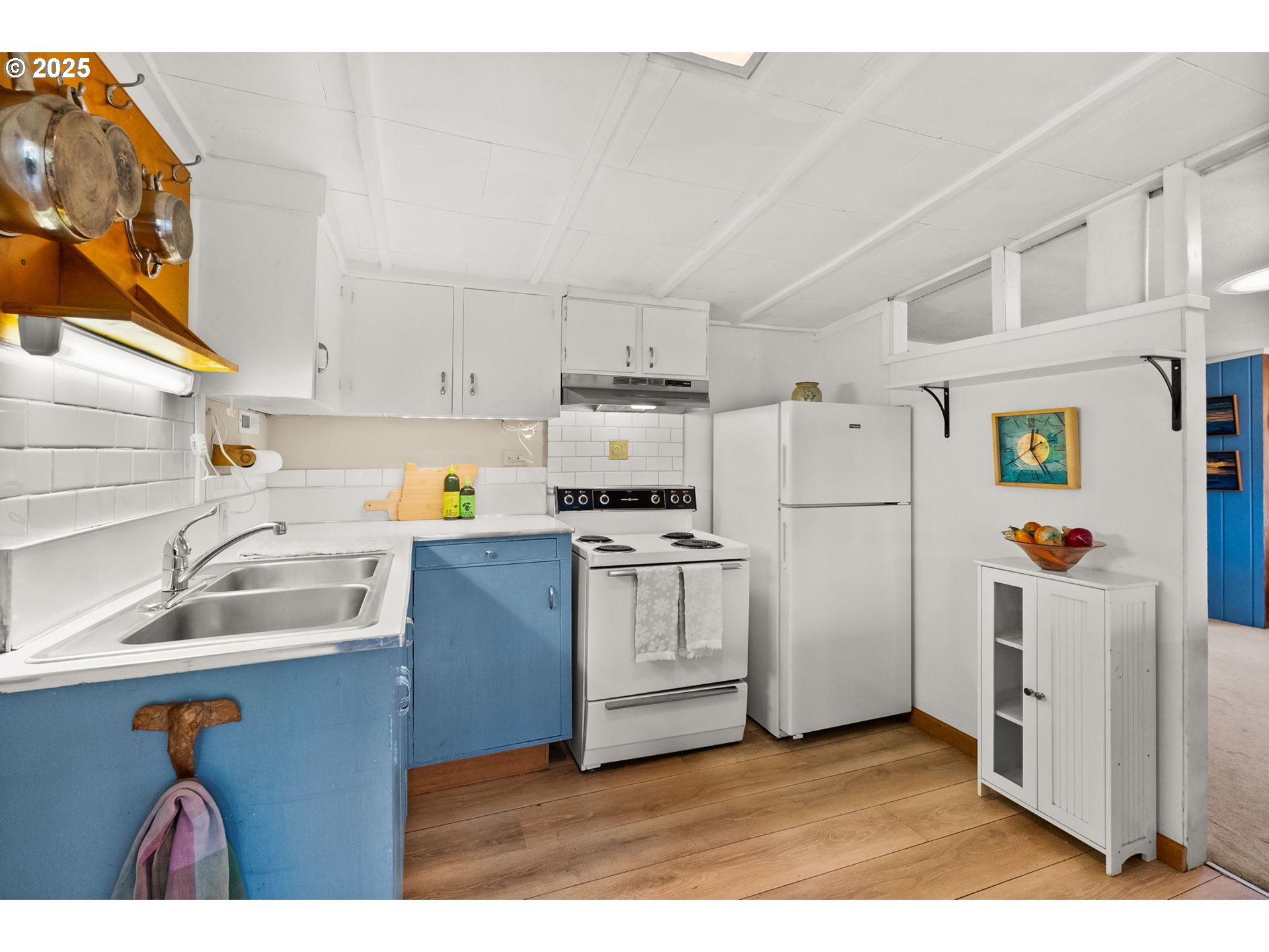 1933 East 28th Avenue Eugene, OR 97403 - Photo 6 of 35