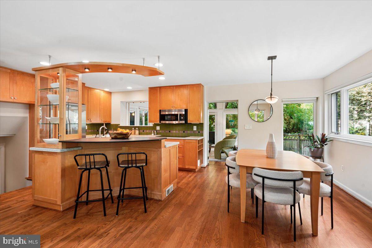 6500 Pyle Road Bethesda, MD 20817 - Photo 12 of 57 Kitchen