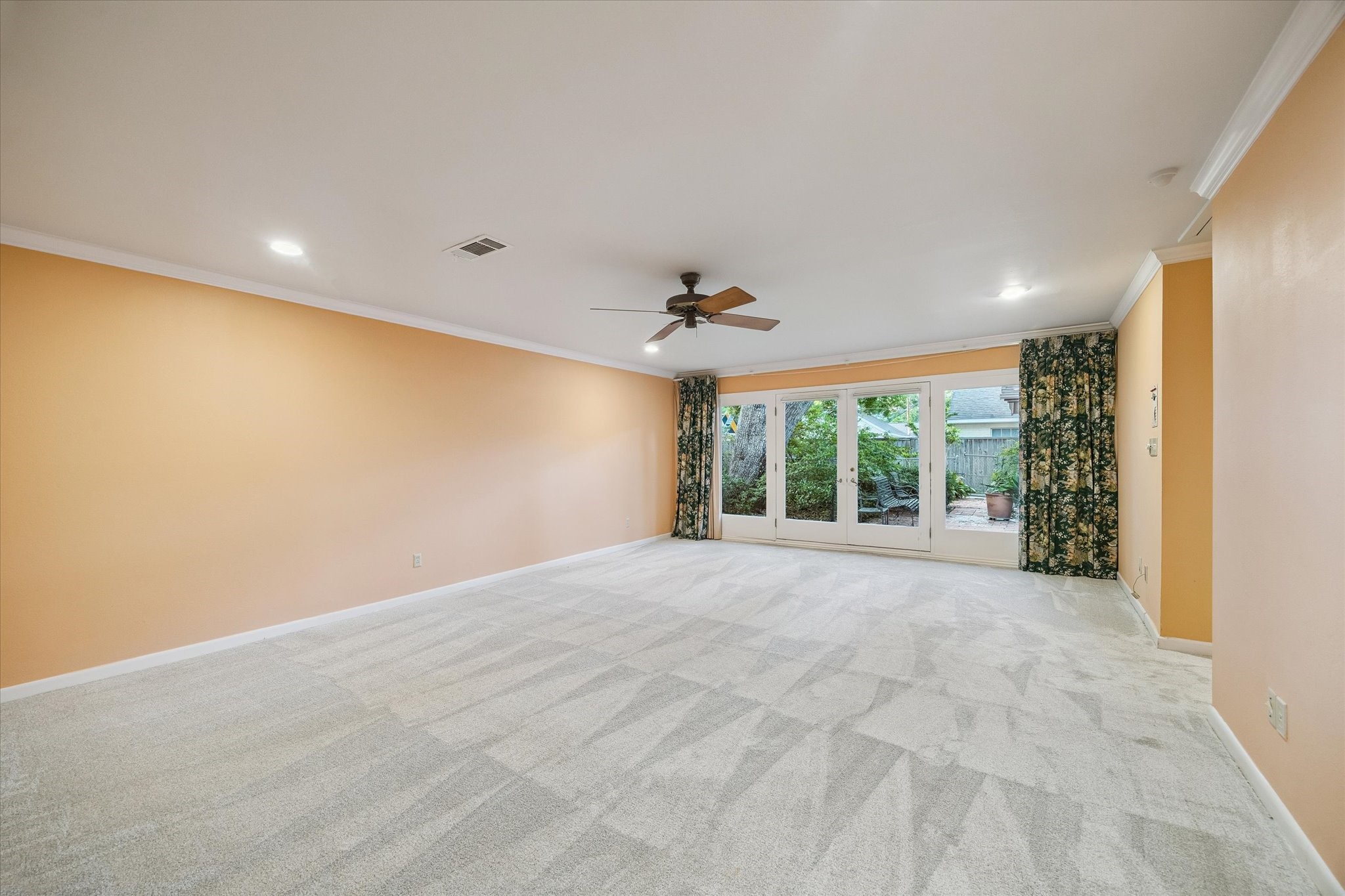 2126 Chimney Rock Road Houston, TX 77057 - Photo 13 of 30