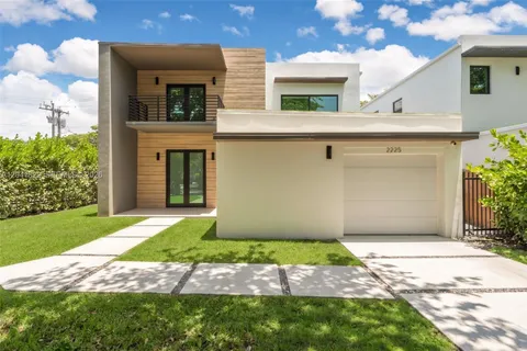 $2,580,000 | 2225 Southwest 18th Avenue, Miami, FL 33145