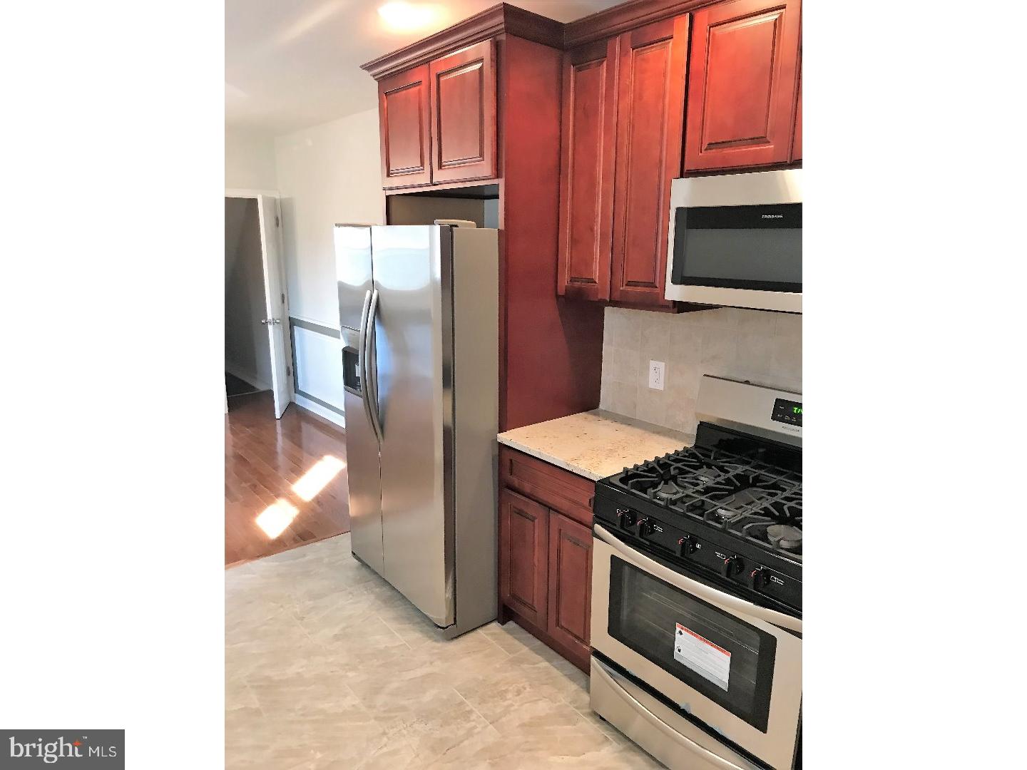 7239 Sommers Road Philadelphia, PA 19138 - Photo 9 of 25 Kitchen