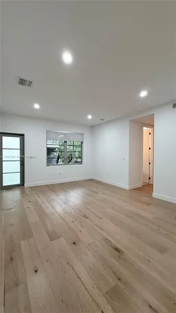 $2,950 | 2031 Meridian Avenue, Unit 5, Miami Beach, FL 33139