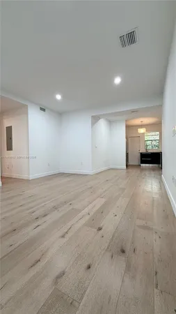 $2,950 | 2031 Meridian Avenue, Unit 5, Miami Beach, FL 33139