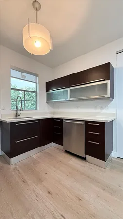 $2,950 | 2031 Meridian Avenue, Unit 5, Miami Beach, FL 33139