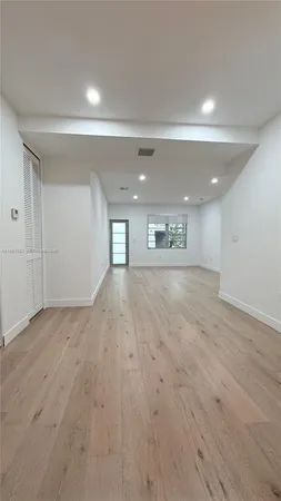 $2,950 | 2031 Meridian Avenue, Unit 5, Miami Beach, FL 33139