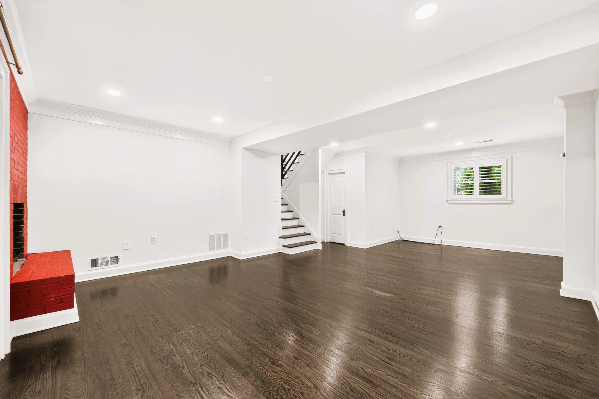 9901 Belhaven Road Bethesda, MD 20817 - Photo 22 of 32 Spacious recreation room