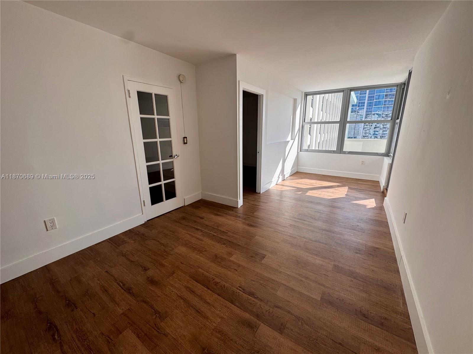 2899 Collins Avenue, Unit 1526 Miami Beach, FL 33140 - Photo 4 of 30