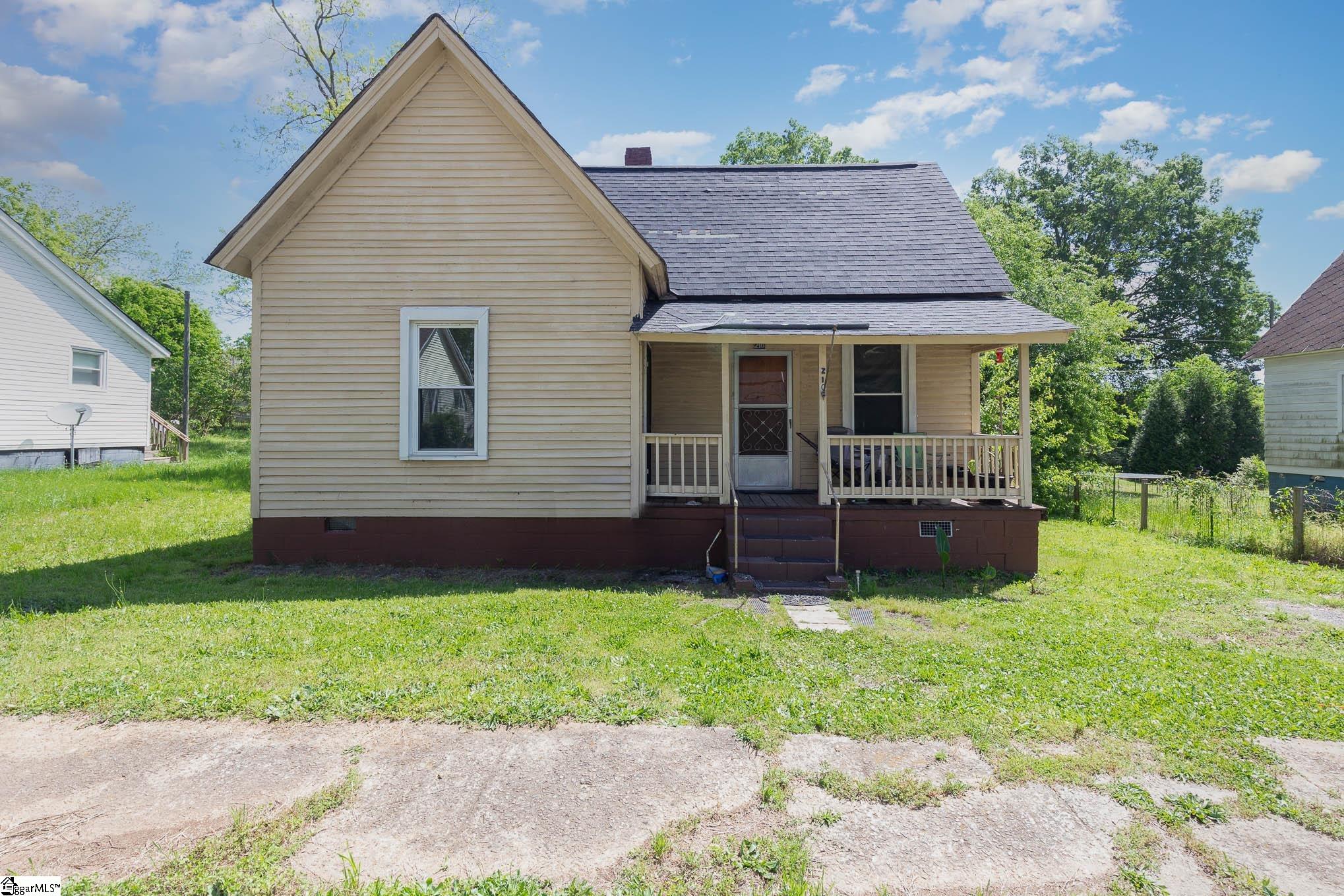210 D Street Anderson, SC 29625 - Photo 1 of 16 Gallery Image 1