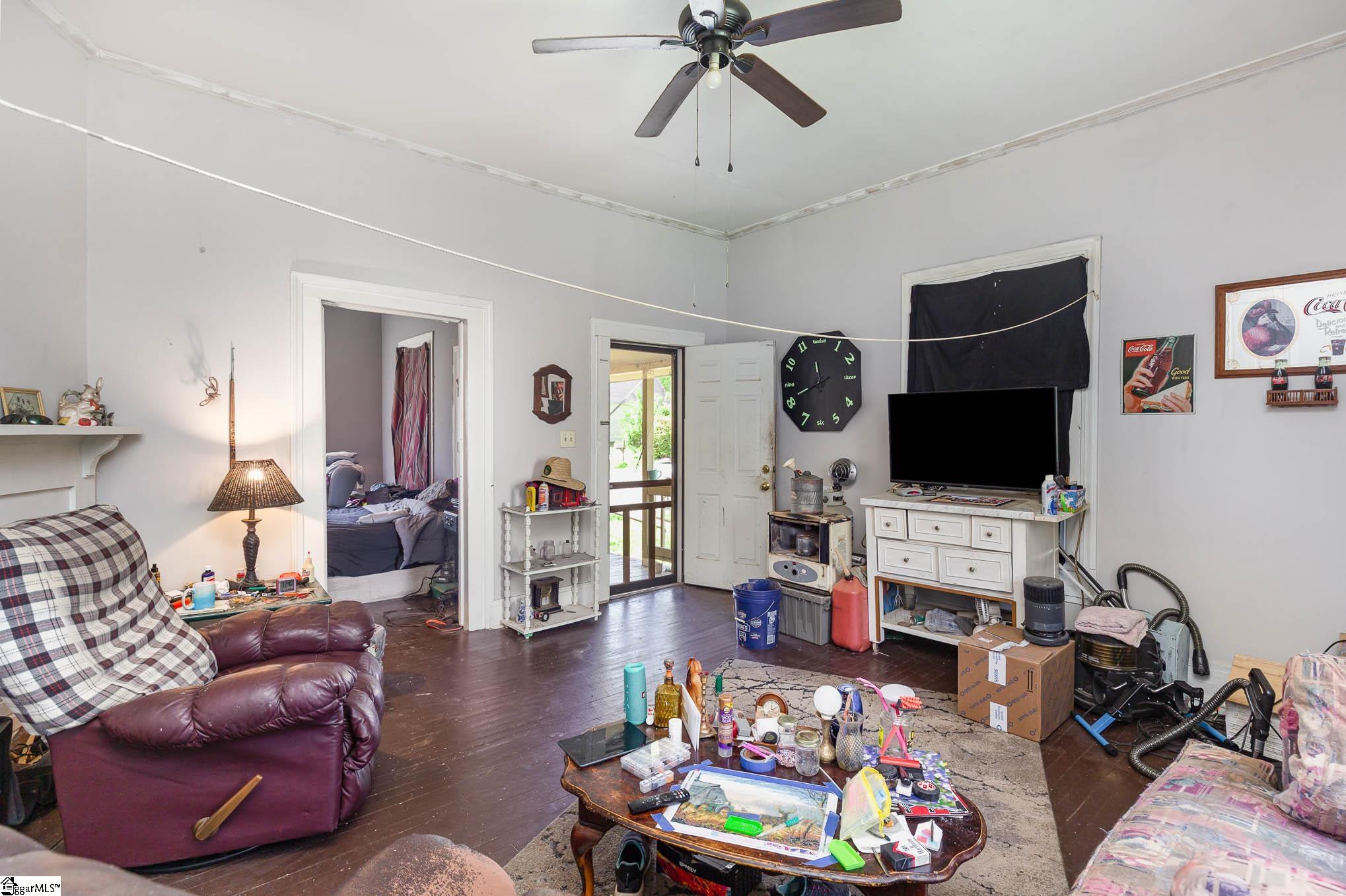 210 D Street Anderson, SC 29625 - Photo 4 of 16 Gallery Image 4