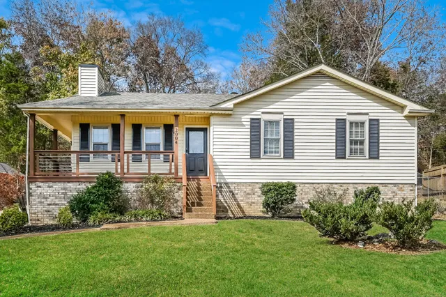 $1,975 | 2004 Sanford Drive, Mount Juliet, TN 37122