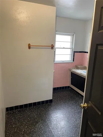 $185,000 | 3709 West Main Street, Belleville, IL 62226