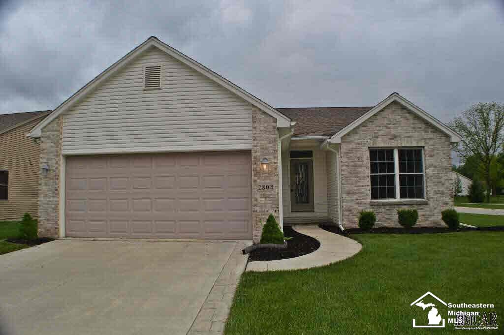 2804 Floyd Road Lambertville, MI 48144 - Photo 3 of 24 21290686-2.JPG