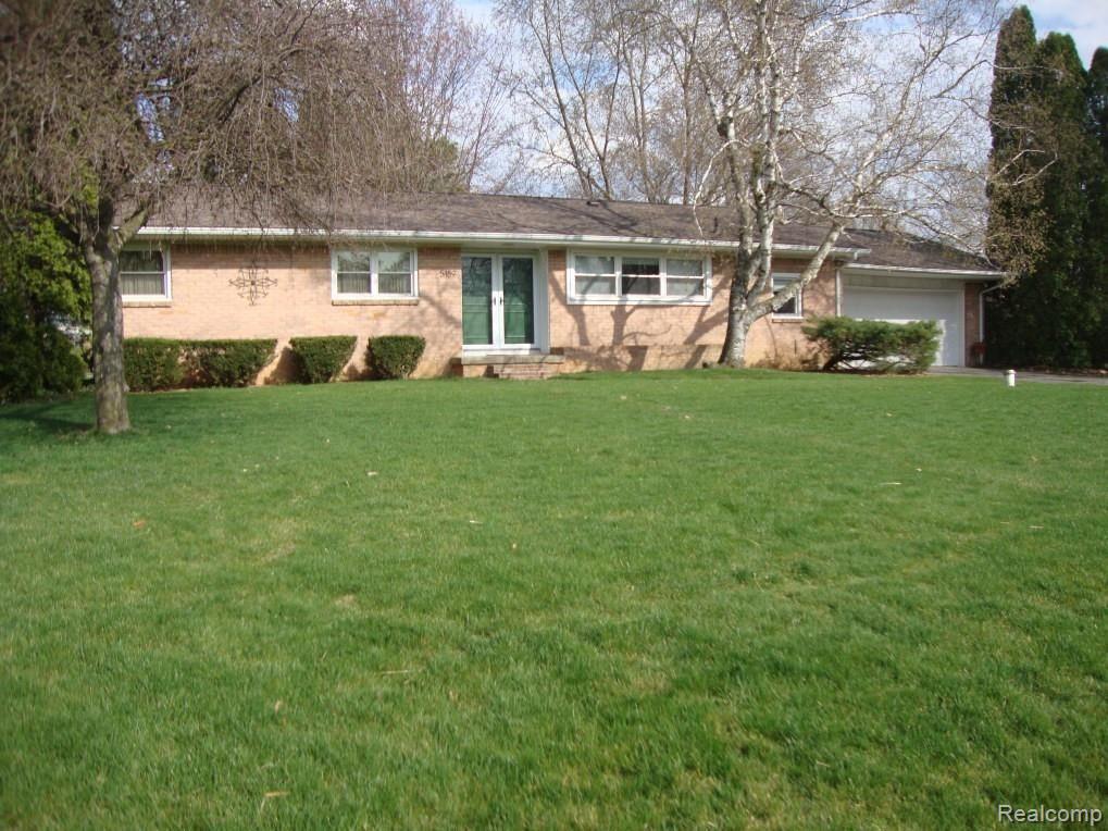 5189 Van Slyke Road Flint, MI 48507 - Photo 1 of 22 DSC00249.jpg