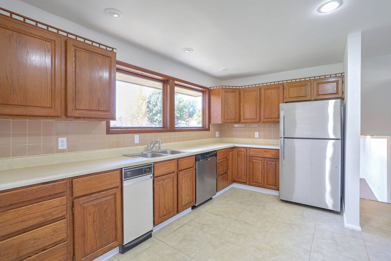 205 South Prairie View Road Mahomet, IL 61853 - Photo 15 of 40 Gallery Image 15