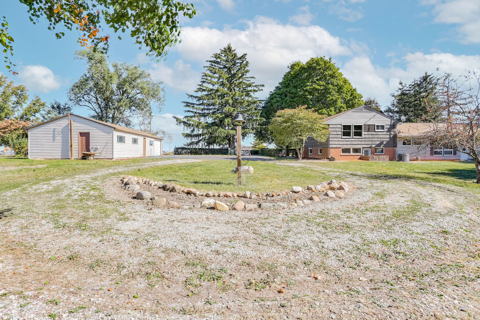 205 South Prairie View Road Mahomet, IL 61853 - Photo 33 of 40 Gallery Image 33
