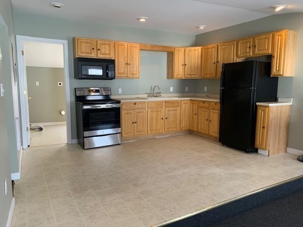 51 West Meadow Road Lowell, MA 01854 - Photo 11 of 22 Gallery Image 11