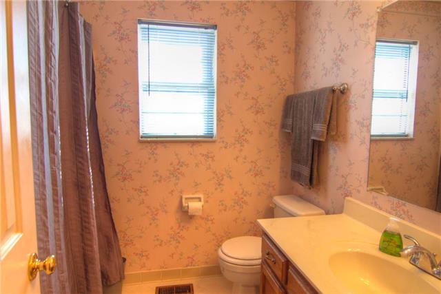 3441 Country Way Road Antioch, TN 37013 - Photo 7 of 9 a bathroom with a sink toilet and shower