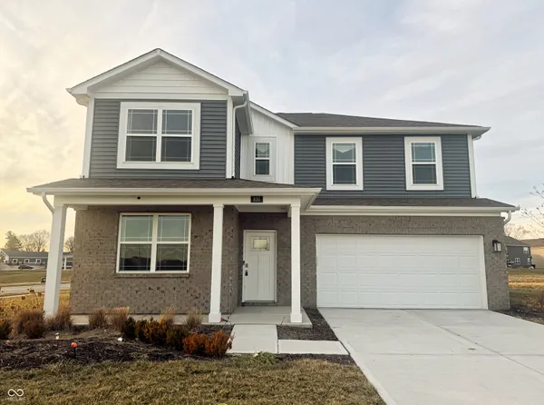 $450,000 | 830 Saddlebrook Farms Boulevard, Whiteland, IN 46184