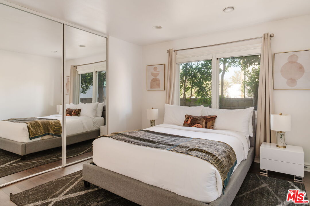 2028 Stradella Road Los Angeles, CA 90077 - Photo 17 of 36