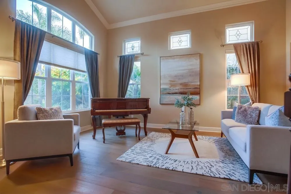 1065 Goldeneye View Carlsbad, CA 92011 - Photo 3 of 30 Gallery Image 3