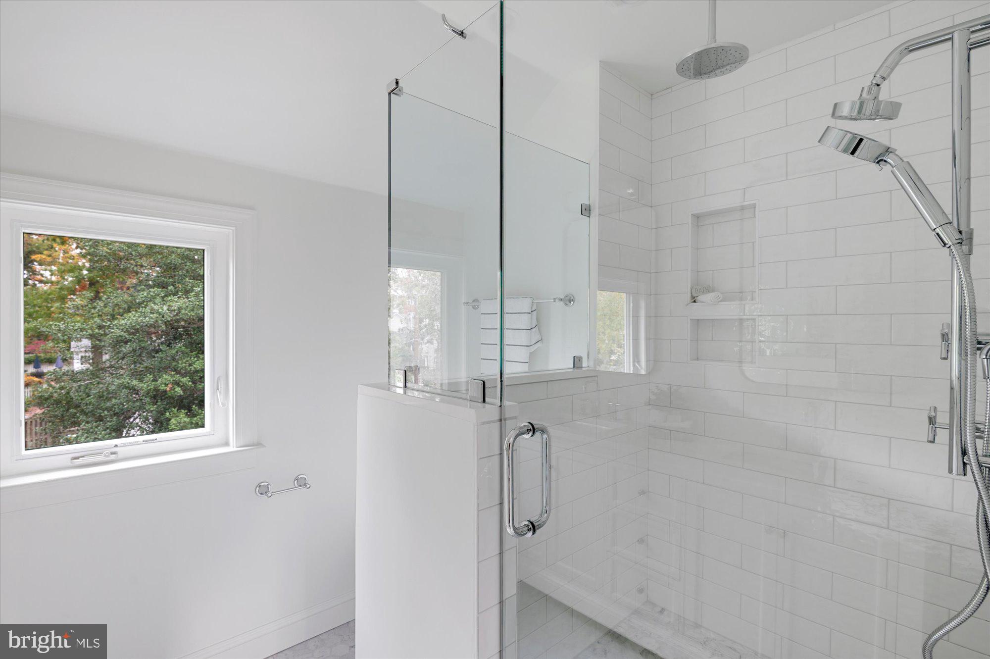 3112 Circle Hill Road Alexandria, VA 22305 - Photo 17 of 66