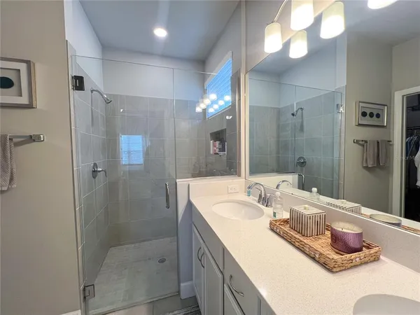 $2,500 | 9538 Southwest 67th Lane, Gainesville, FL 32608