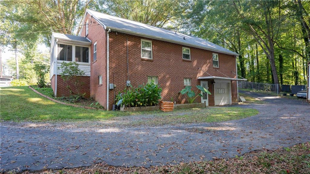 9420 Broad Street Rural Hall, NC 27045 - Photo 6 of 21