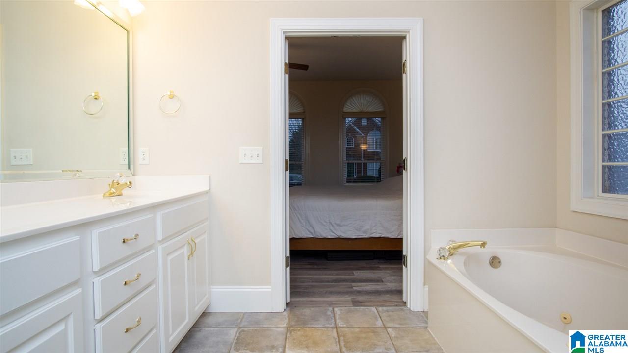 1255 Eagle Park Road Birmingham, AL 35242 - Photo 4 of 31