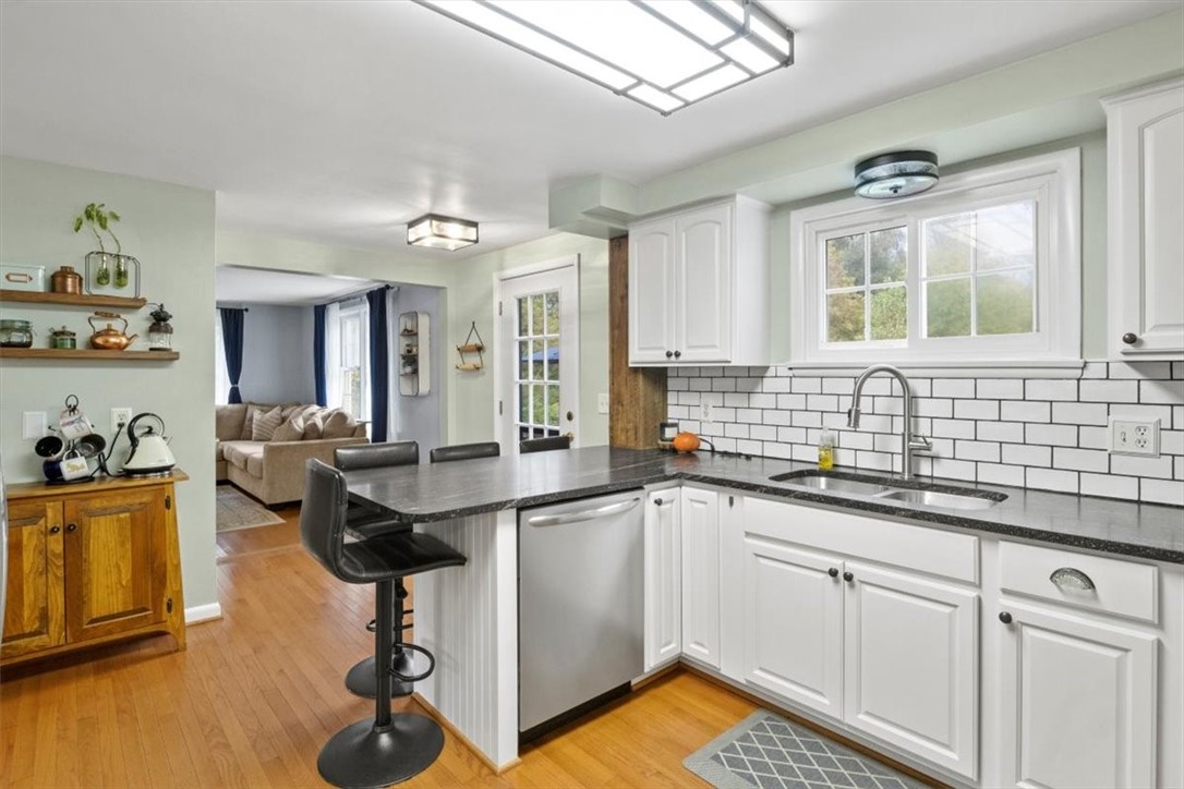 230 North Greece Road Greece, NY 14468 - Photo 12 of 37