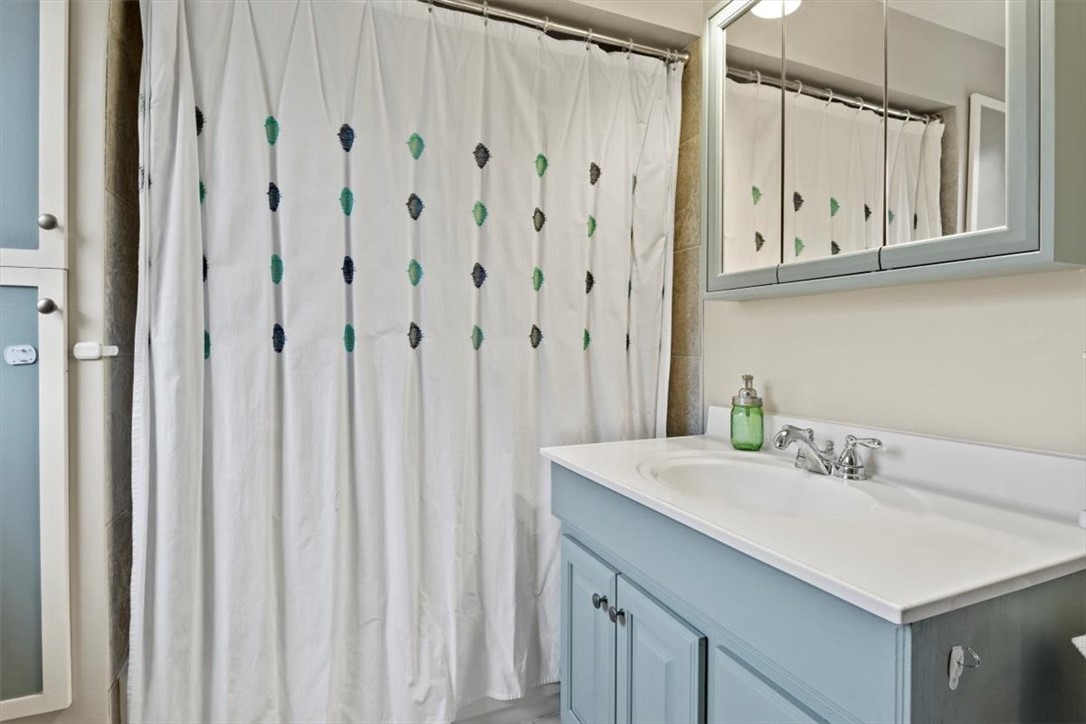 230 North Greece Road Greece, NY 14468 - Photo 18 of 37