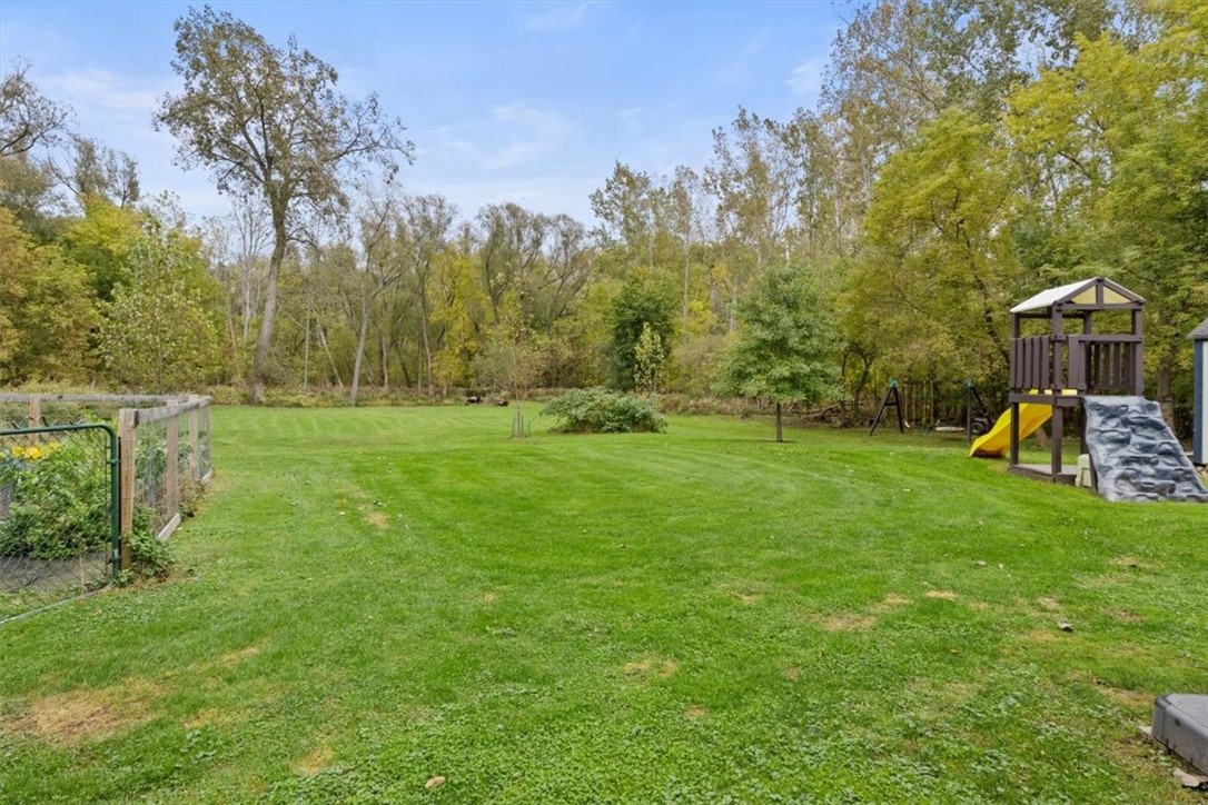 230 North Greece Road Greece, NY 14468 - Photo 26 of 37