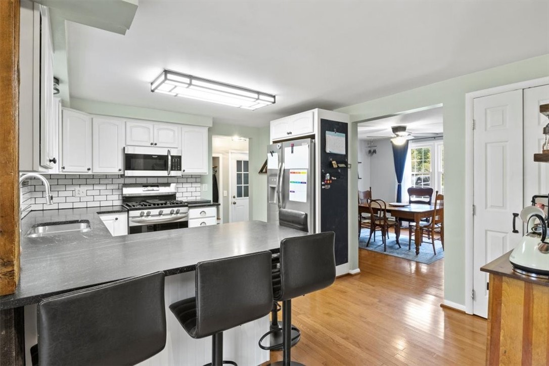 230 North Greece Road Greece, NY 14468 - Photo 10 of 37