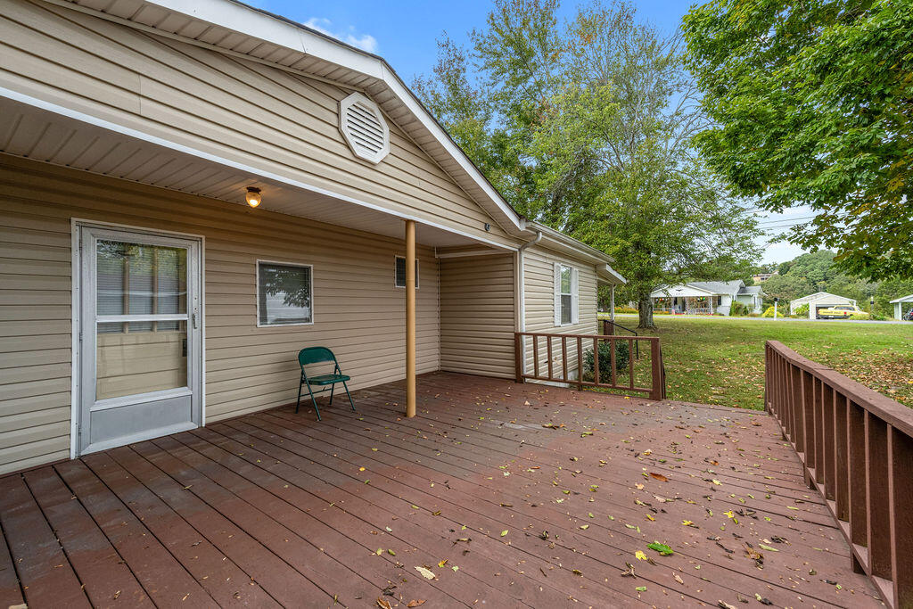 136 Summitt Street Rossville, GA 30741 - Photo 23 of 27 136Summit-36