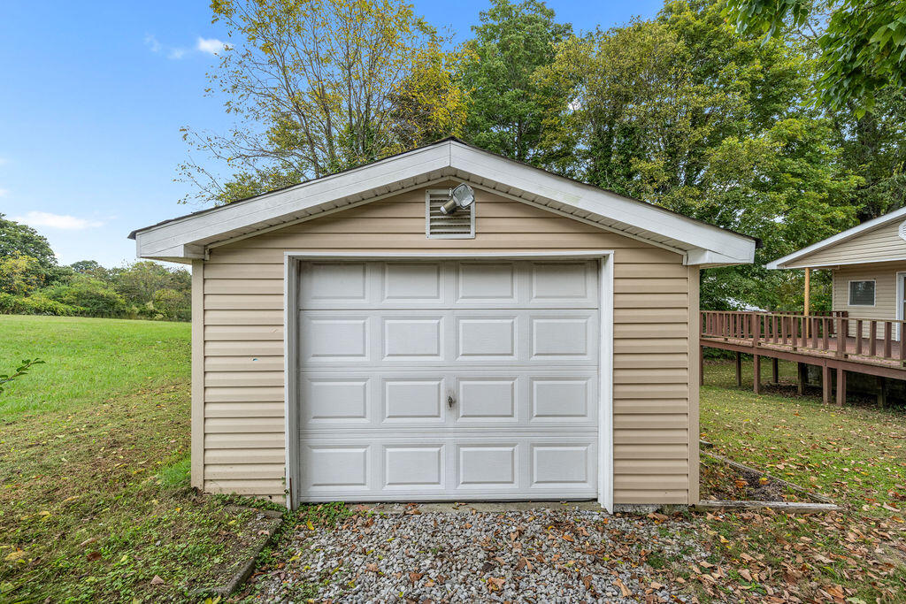 136 Summitt Street Rossville, GA 30741 - Photo 25 of 27 136Summit-28