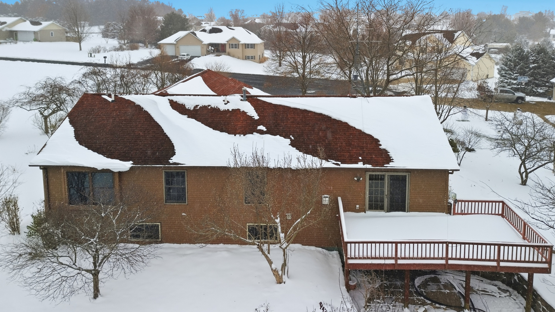 678 Pheasant Run Dixon, IL 61021 - Photo 3 of 29 an aerial view of a house