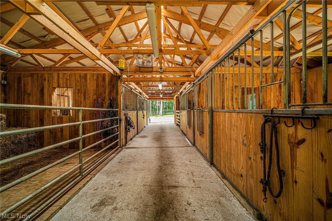 1396 Sand Run Road Akron, OH 44333 - Photo 35 of 35 Stable