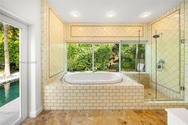 $4,750,000 | 5181 La Gorce Drive, Miami Beach, FL 33140