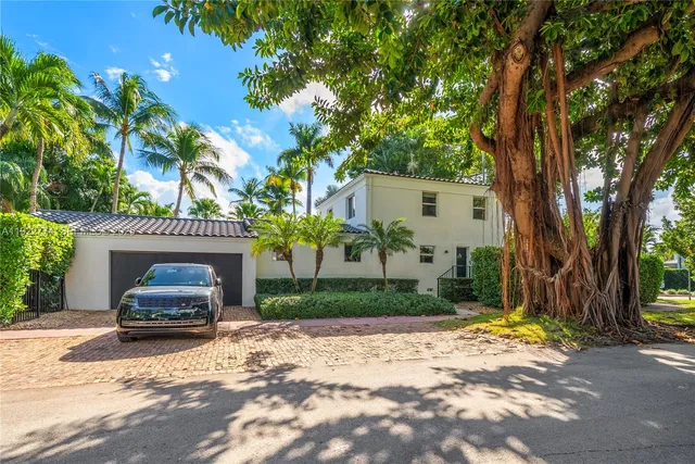 $4,750,000 | 5181 La Gorce Drive, Miami Beach, FL 33140
