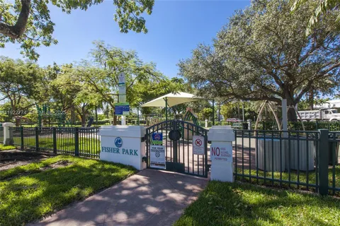 $4,999,999 | 5181 La Gorce Drive, Miami Beach, FL 33140