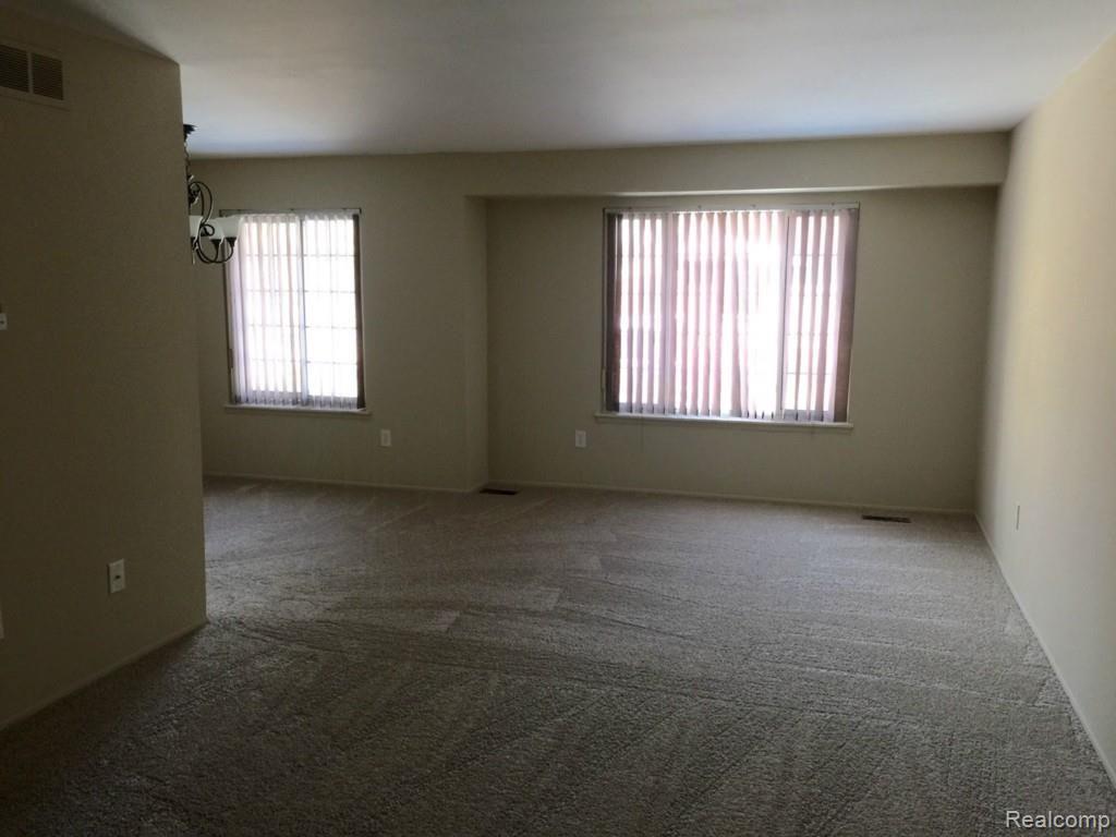 30272 Southfield Road, Unit 231 Southfield, MI 48076 - Photo 8 of 23