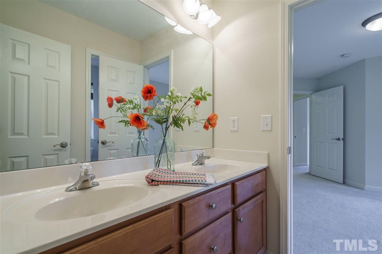 5317 Jade Forest Trail Raleigh, NC 27616 - Photo 21 of 29 Gallery Image 21