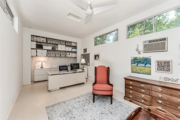 $4,500 | 5755 Knox Street, Houston, TX 77091