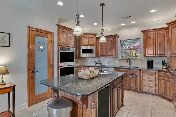 $699,000 | 240 Cattail Trail, Benton, LA 71006