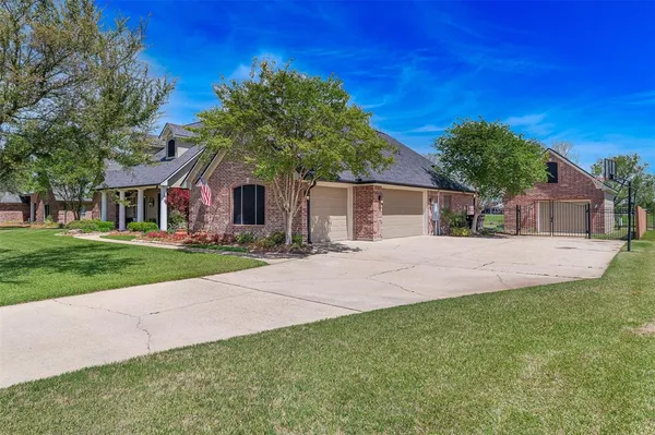 $699,000 | 240 Cattail Trail, Benton, LA 71006