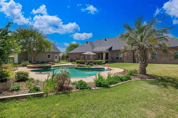 $699,000 | 240 Cattail Trail, Benton, LA 71006