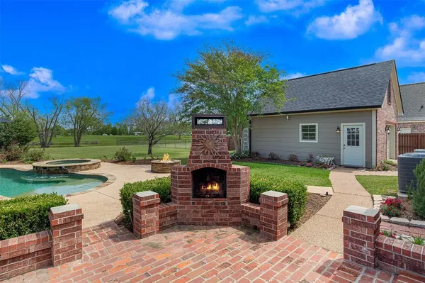 $699,000 | 240 Cattail Trail, Benton, LA 71006